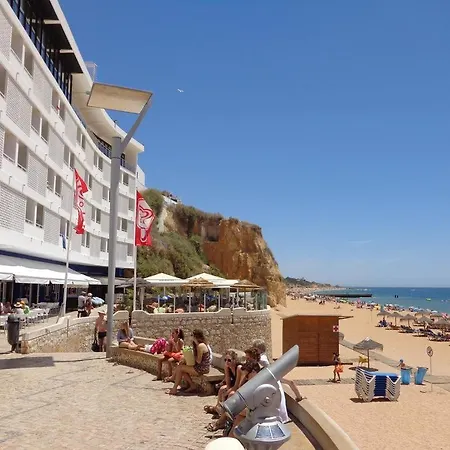 Sunny Balcony Apartment البوفيرا